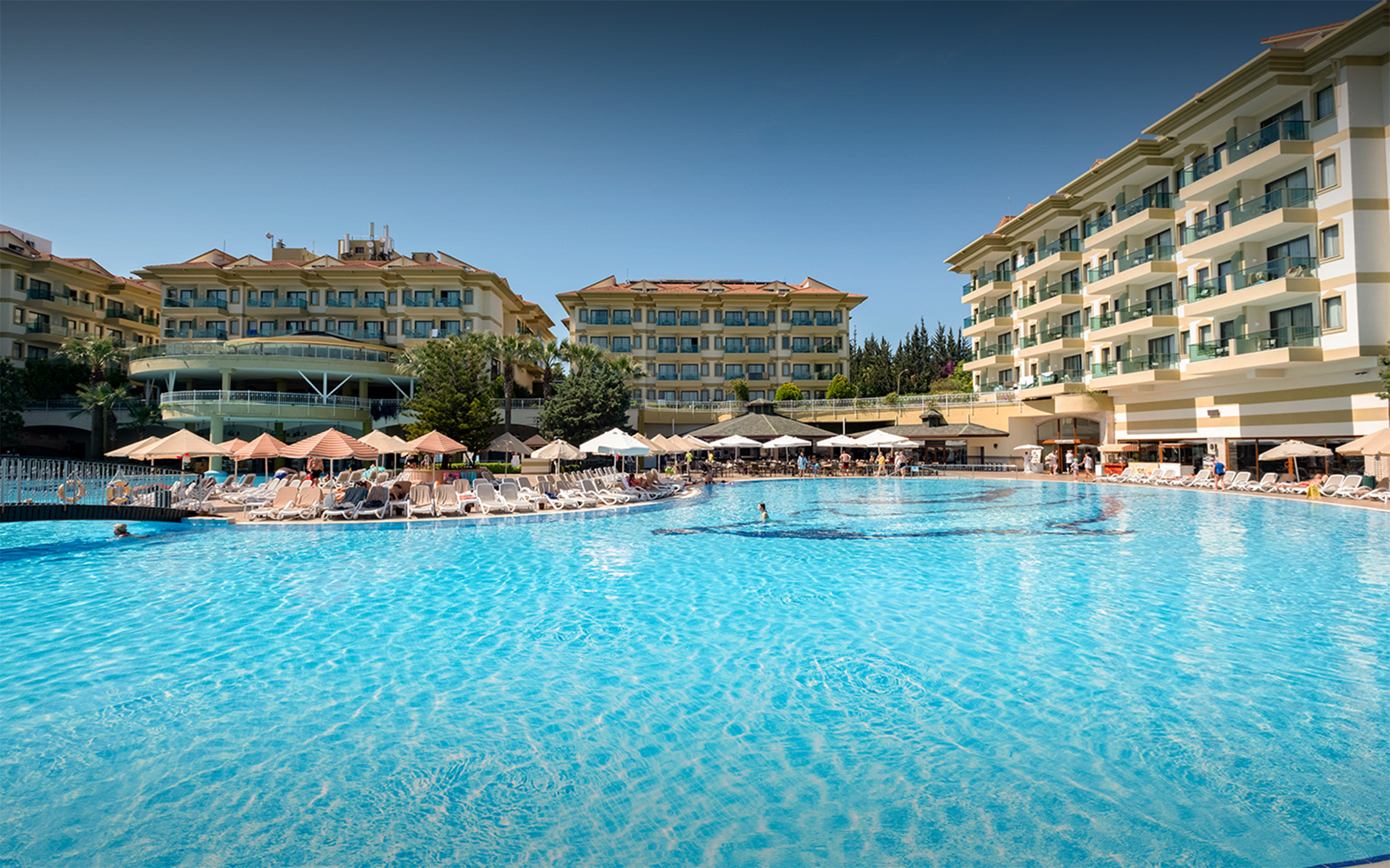 adalya-art-side-plaj-havuz-acik-havuz-banner.jpg (1)