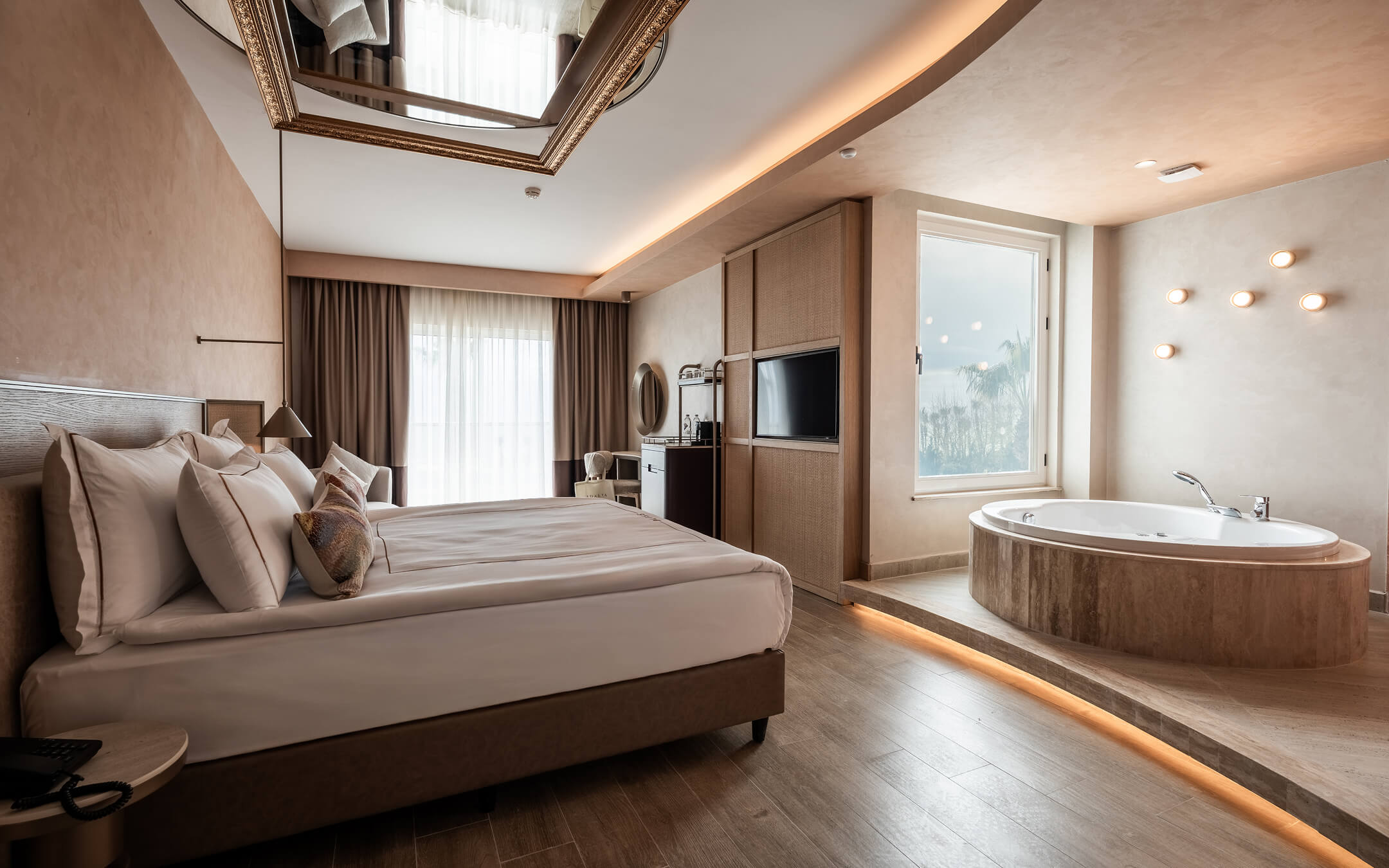 adalya bliss konaklama Superior Jacuzzi Sea View banner-7.jpg