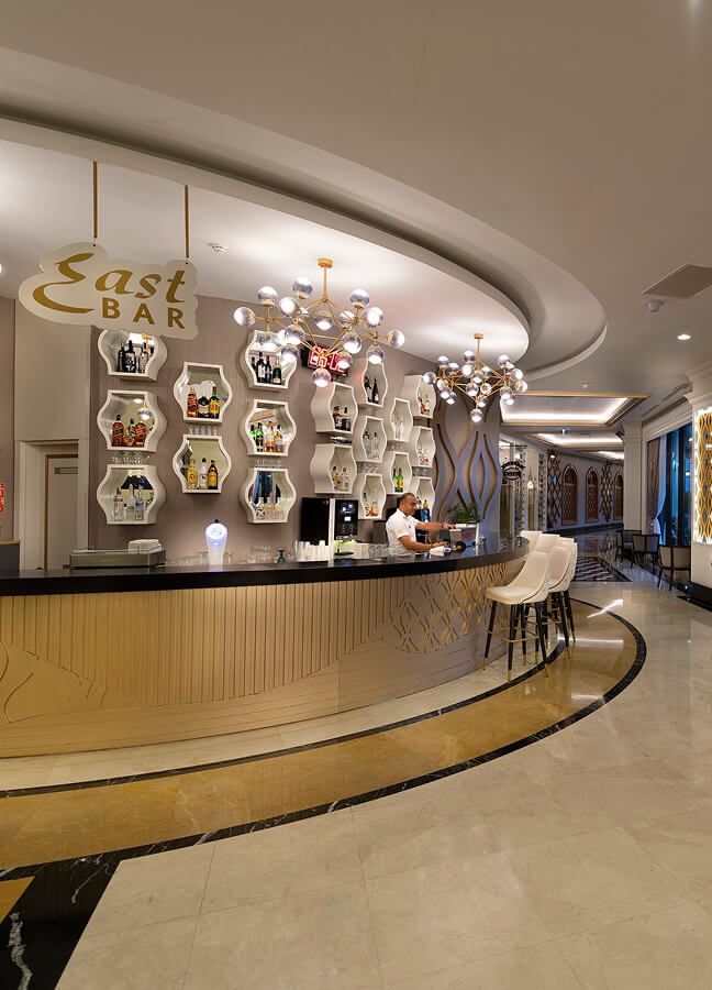 adalya-hotels-elite-lara-gastronomy-East-Bar-Lobby-detail.jpg